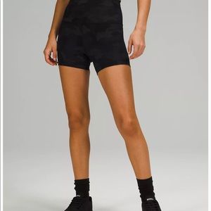 Lululemon: camo shorts